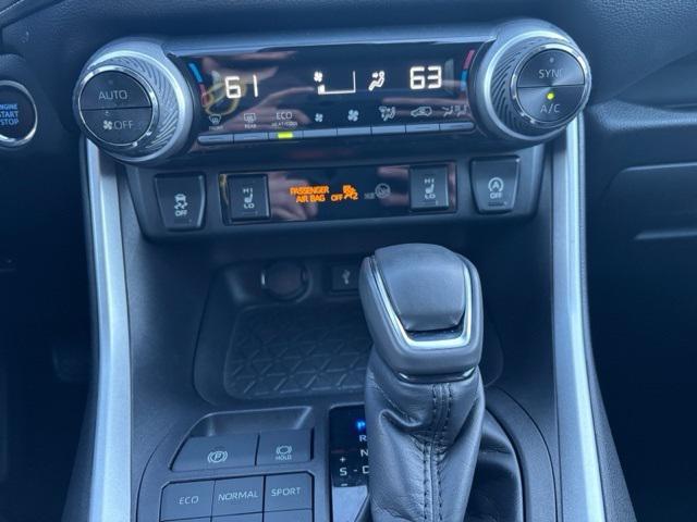 used 2020 Toyota RAV4 car, priced at $29,874