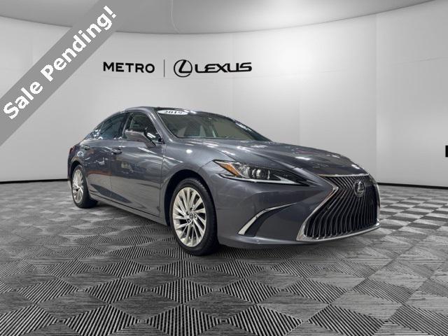 used 2019 Lexus ES 350 car, priced at $30,588