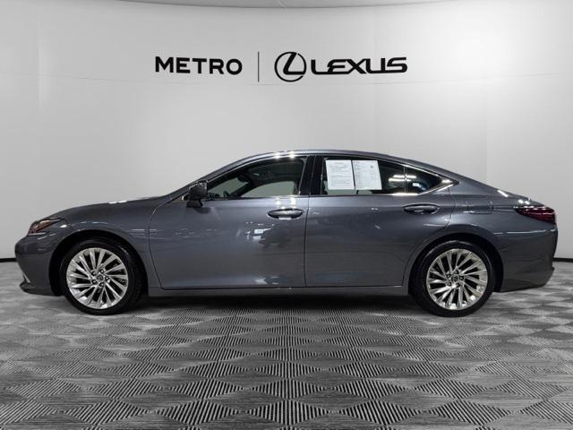used 2019 Lexus ES 350 car, priced at $30,588