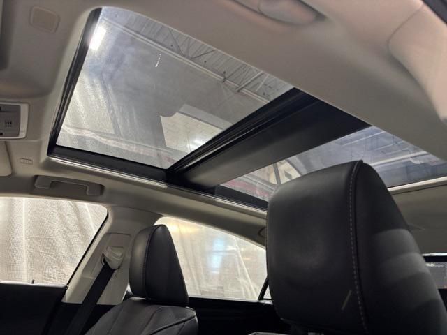 used 2019 Lexus ES 350 car, priced at $30,588