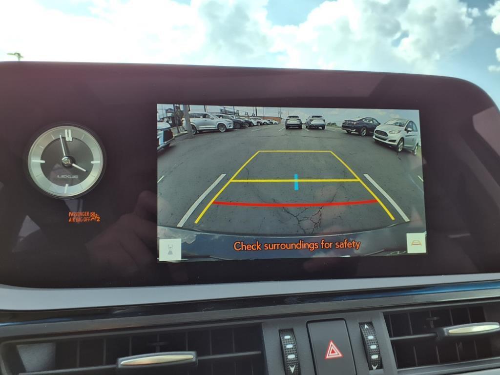 new 2025 Lexus ES 350 car, priced at $46,565
