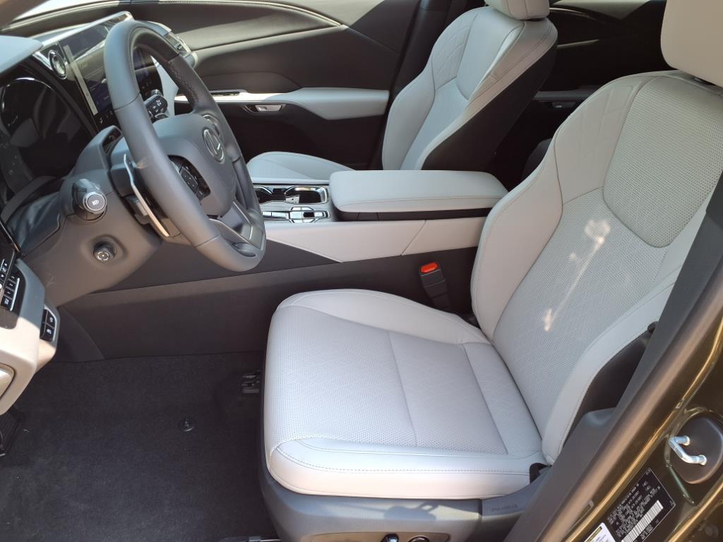 new 2025 Lexus RX 350 car, priced at $61,177