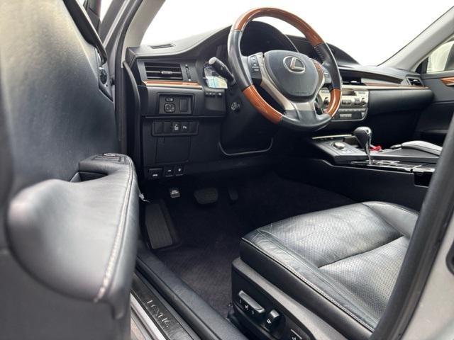 used 2006 Lexus IS 250 car, priced at $11,294