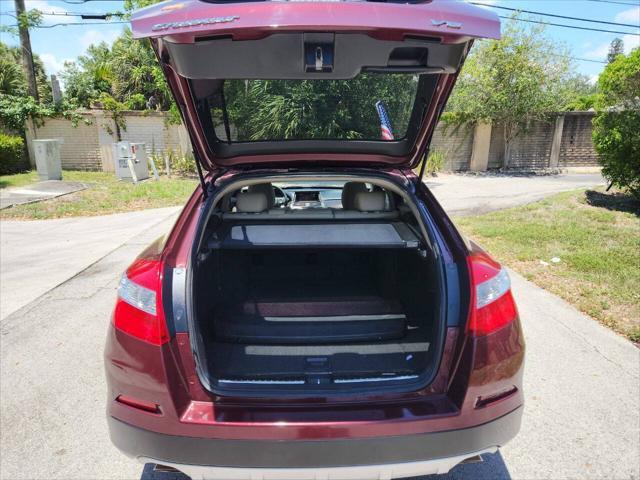 used 2015 Honda Crosstour car, priced at $11,995