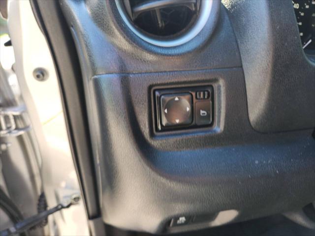 used 2017 Nissan Versa Note car, priced at $5,495