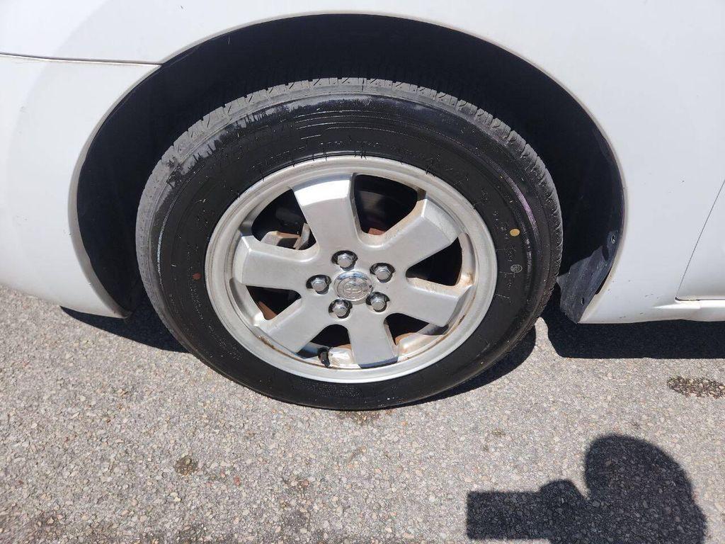 used 2004 Toyota Prius car, priced at $3,995
