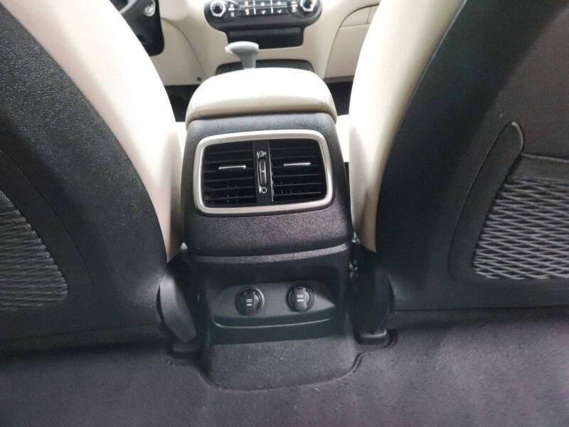 used 2019 Kia Sorento car, priced at $10,995