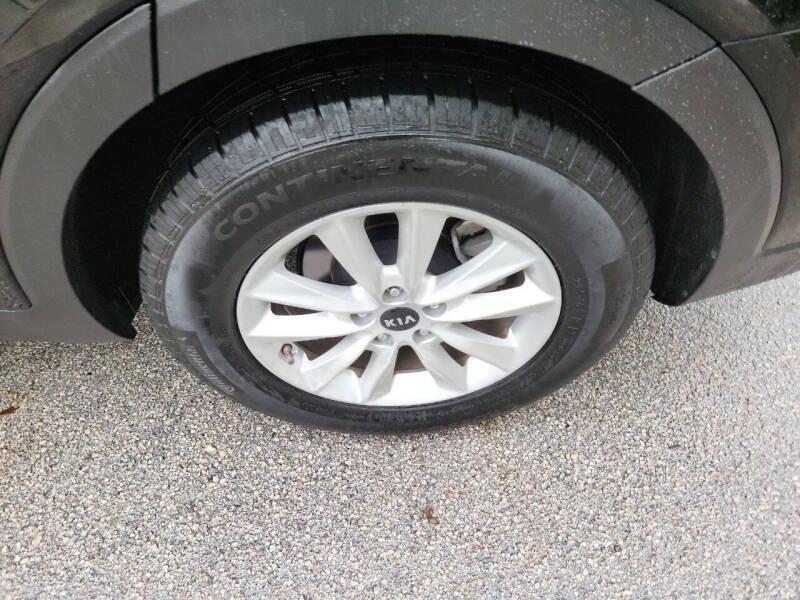 used 2019 Kia Sorento car, priced at $10,995