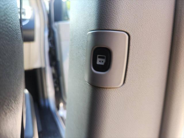 used 2015 Chrysler Town & Country car, priced at $5,995
