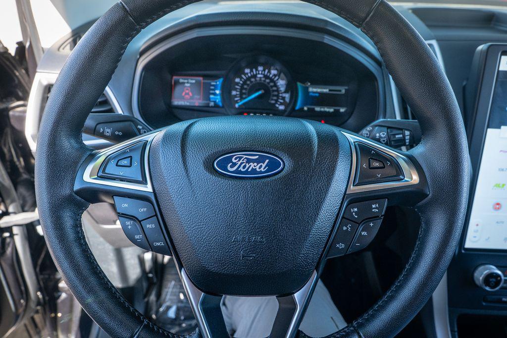 used 2022 Ford Edge car, priced at $24,497