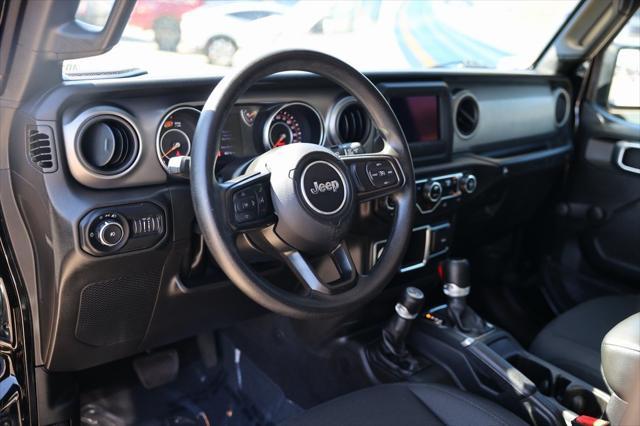 used 2022 Jeep Wrangler Unlimited car, priced at $31,774