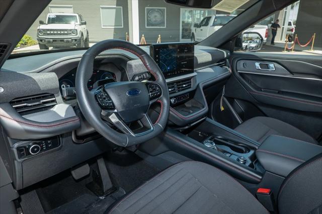 used 2025 Ford Explorer car, priced at $46,577