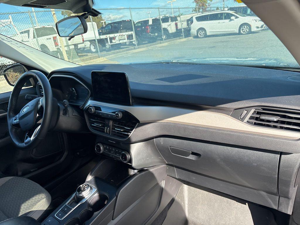 used 2022 Ford Escape car, priced at $19,997