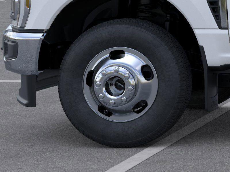 new 2025 Ford F-350 car, priced at $84,139