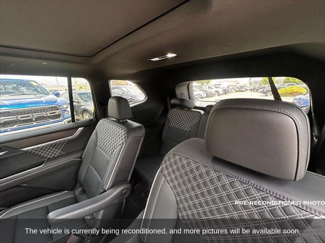 used 2024 GMC Acadia car, priced at $48,977