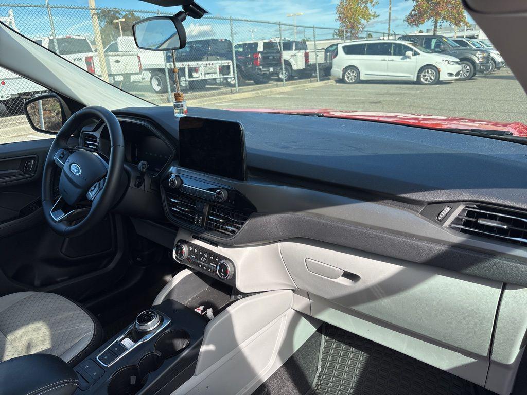 used 2024 Ford Escape car, priced at $24,997