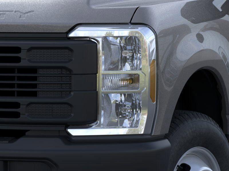 new 2025 Ford F-350 car, priced at $77,145