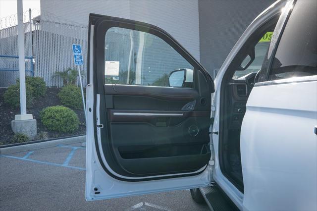 used 2022 Ford Expedition car, priced at $34,992
