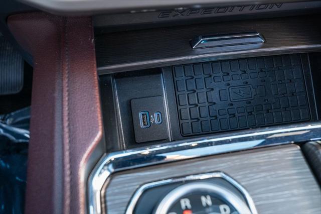 used 2022 Ford Expedition car, priced at $34,992