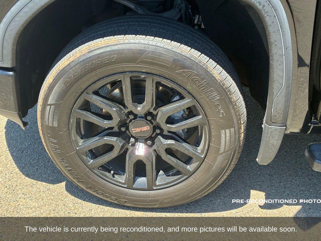 used 2022 GMC Sierra 1500 car, priced at $33,997