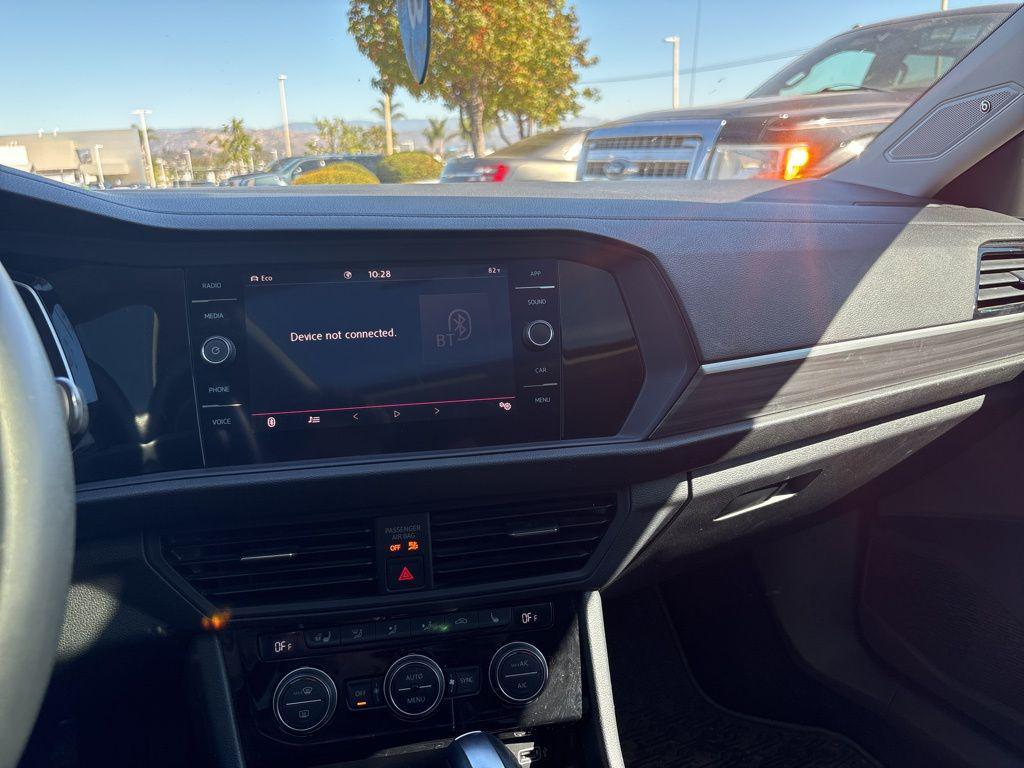 used 2020 Volkswagen Jetta car, priced at $16,977