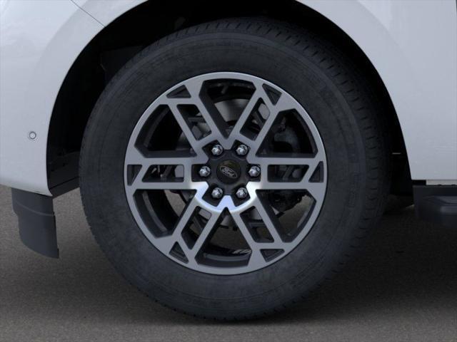 new 2025 Ford Expedition car, priced at $68,855