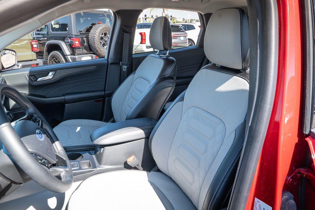 used 2024 Ford Escape car, priced at $29,397