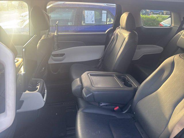 used 2023 Kia Carnival car, priced at $30,941
