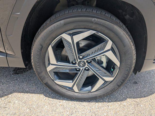 used 2024 Hyundai TUCSON Hybrid car, priced at $31,882