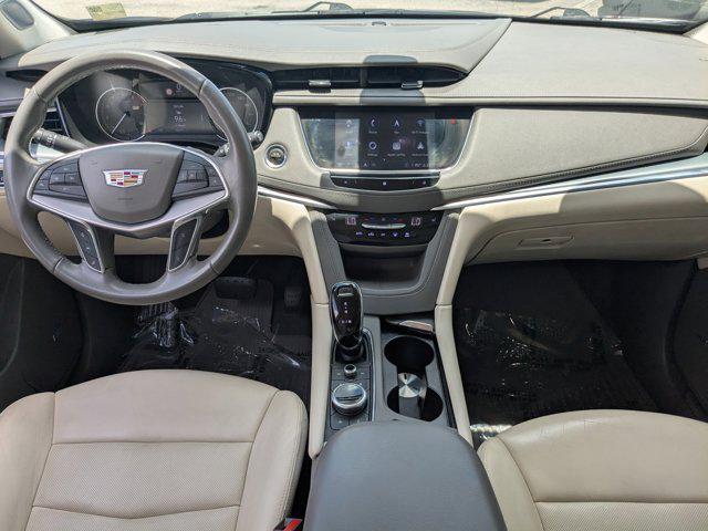 used 2020 Cadillac XT5 car, priced at $21,693