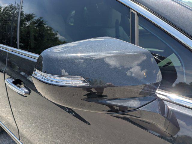 used 2020 Cadillac XT5 car, priced at $21,693