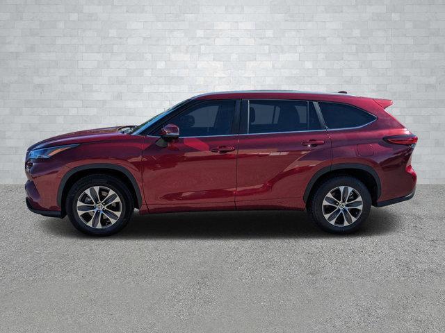 used 2023 Toyota Highlander car, priced at $29,791