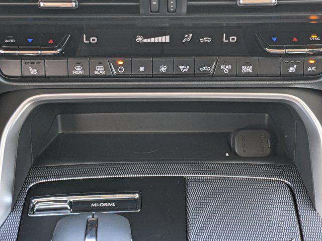 new 2025 Mazda CX-90 car, priced at $41,670
