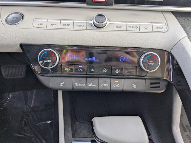 used 2025 Hyundai Elantra car, priced at $22,282