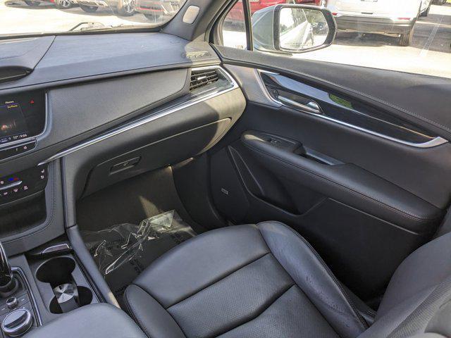 used 2024 Cadillac XT5 car, priced at $37,292