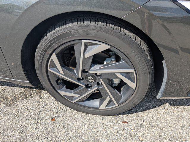 used 2025 Hyundai Elantra car, priced at $21,431