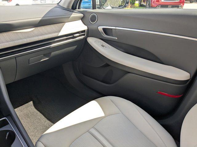 used 2024 Hyundai Sonata Hybrid car, priced at $25,101