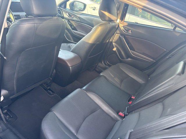 used 2018 Mazda Mazda3 car