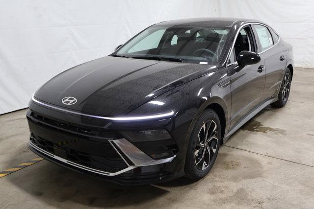 new 2025 Hyundai Sonata car, priced at $28,936