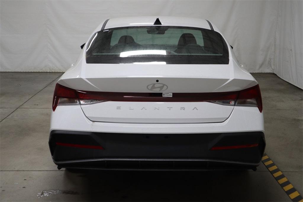 new 2024 Hyundai Elantra car, priced at $23,839