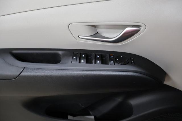 new 2025 Hyundai TUCSON Hybrid car, priced at $33,971