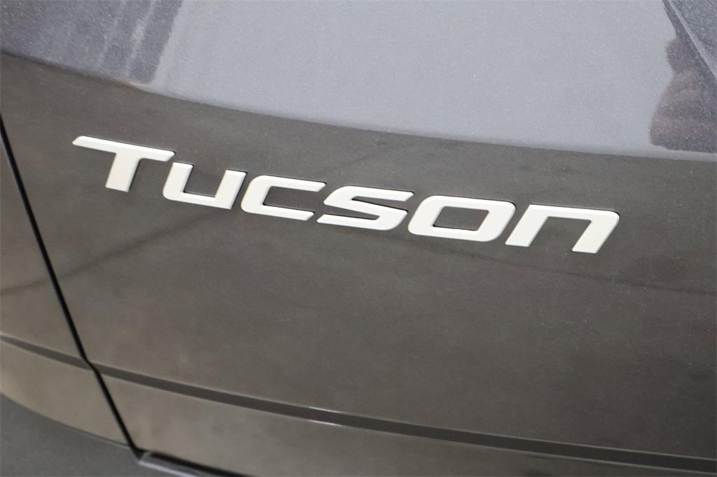 new 2025 Hyundai TUCSON Hybrid car, priced at $33,388