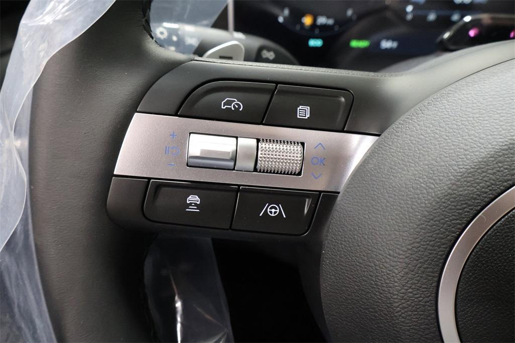 new 2025 Hyundai TUCSON Hybrid car, priced at $33,388