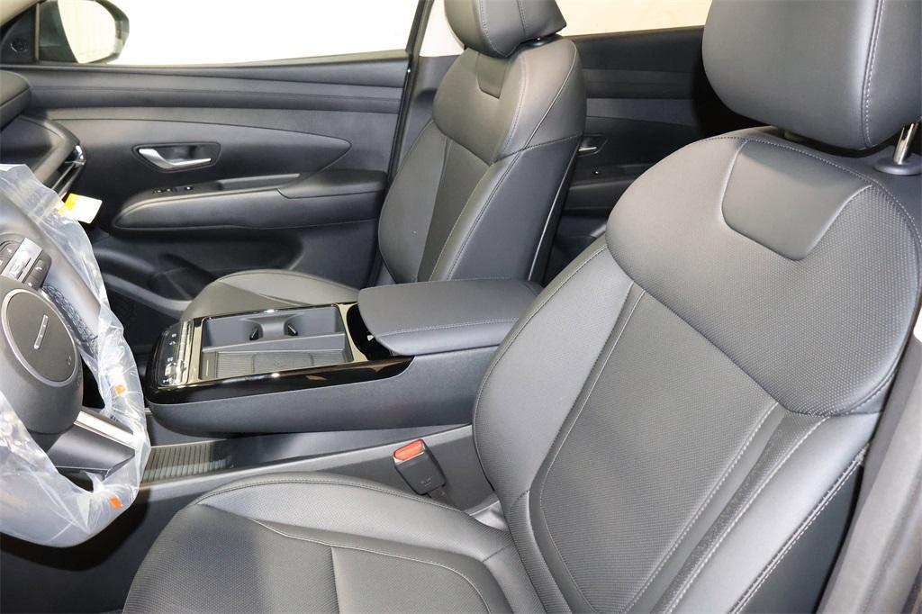 new 2025 Hyundai TUCSON Hybrid car, priced at $33,388