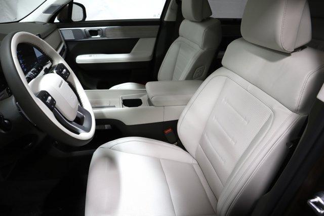 new 2025 Hyundai Santa Fe HEV car, priced at $48,296