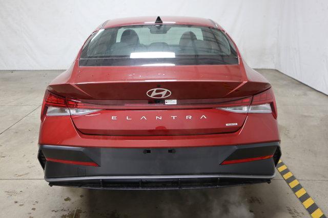 new 2025 Hyundai Elantra HEV car, priced at $29,286