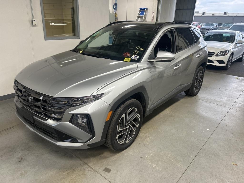 used 2025 Hyundai TUCSON Hybrid car, priced at $35,978