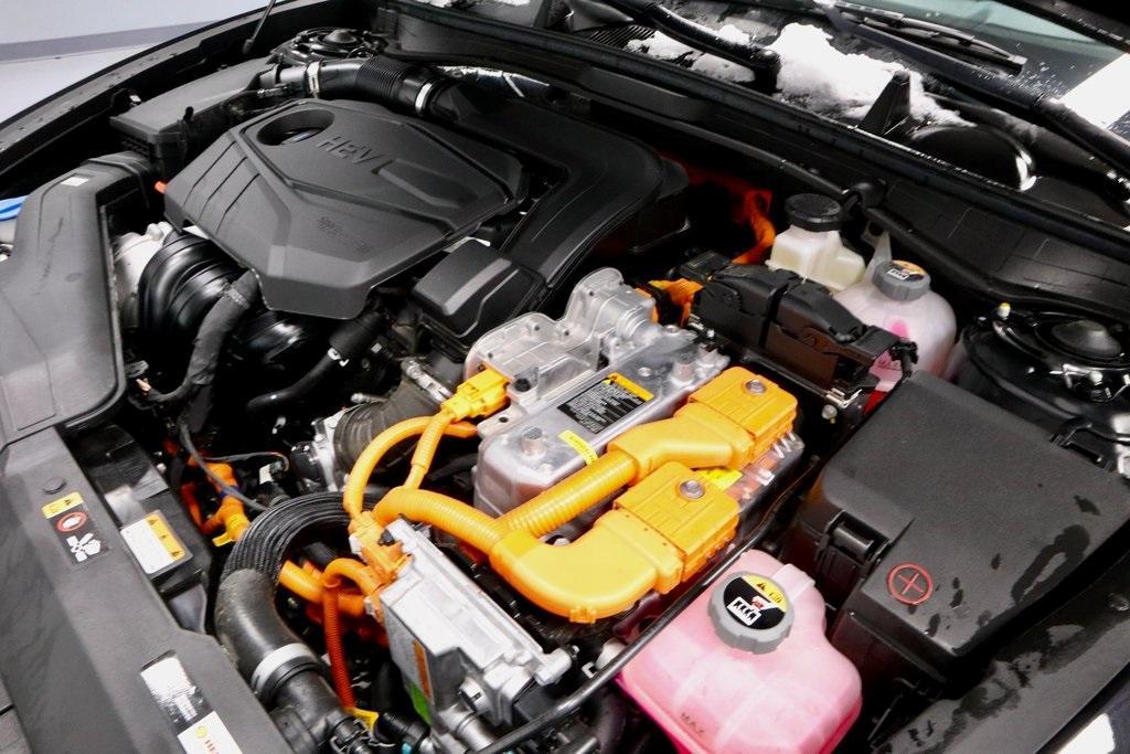 used 2024 Hyundai Sonata Hybrid car, priced at $32,164