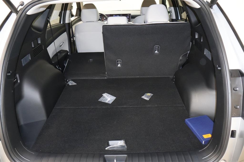 new 2026 Hyundai Tucson car, priced at $32,219