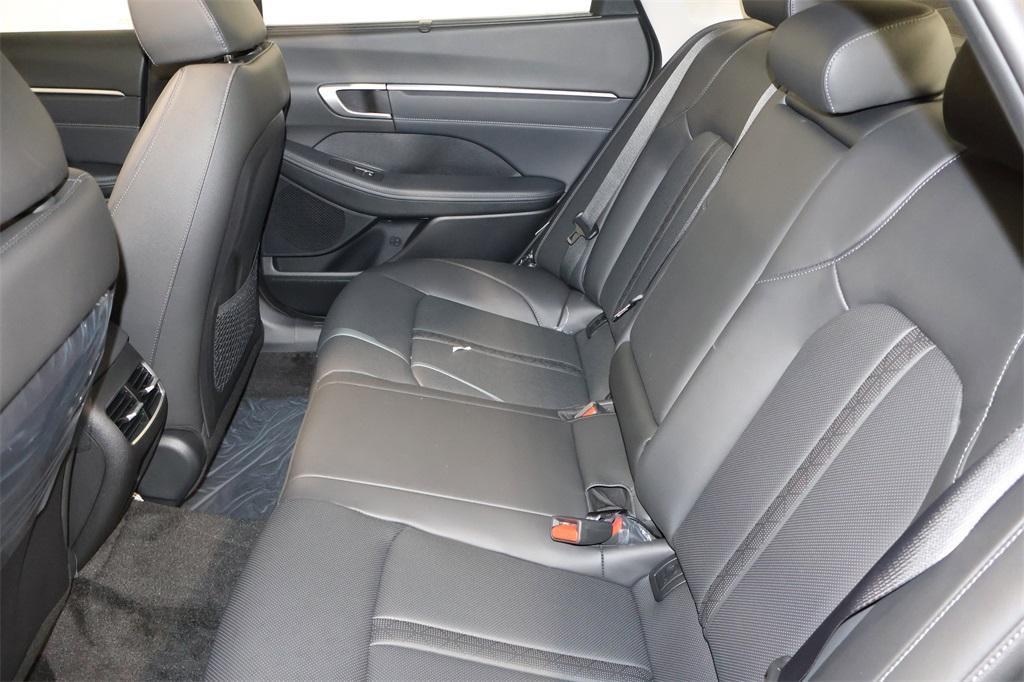 new 2025 Hyundai Sonata Hybrid car, priced at $37,391